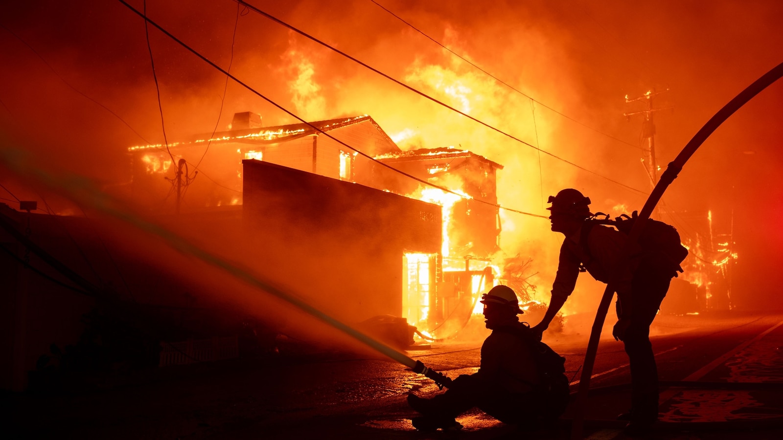 LA fires live updates: 2nd fire escalates while Palisades fire burns out of control