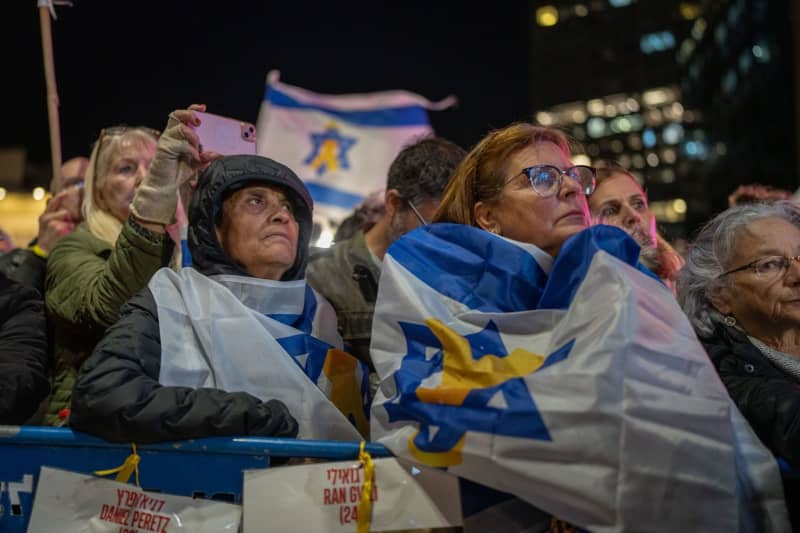 Thousands demonstrate in Israel after handover of hostage remains